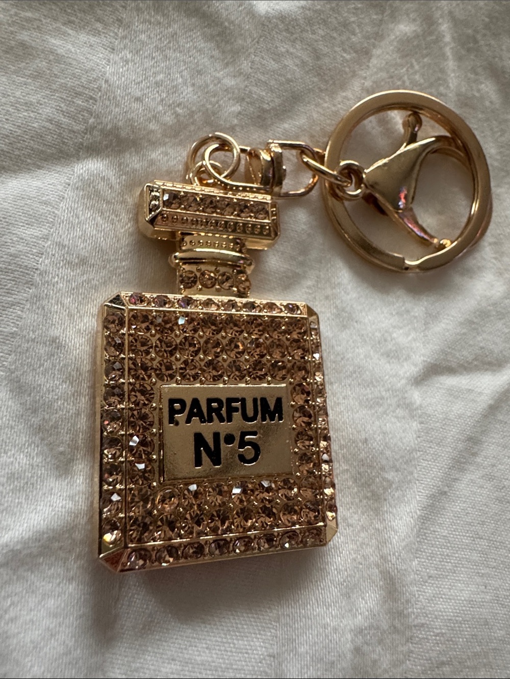 Rose gold, color Rhinestone keychain perfume number five